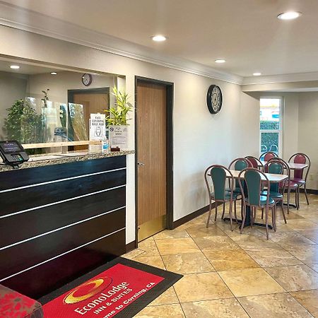Econo Lodge Inn & Suites Корнінг Екстер'єр фото